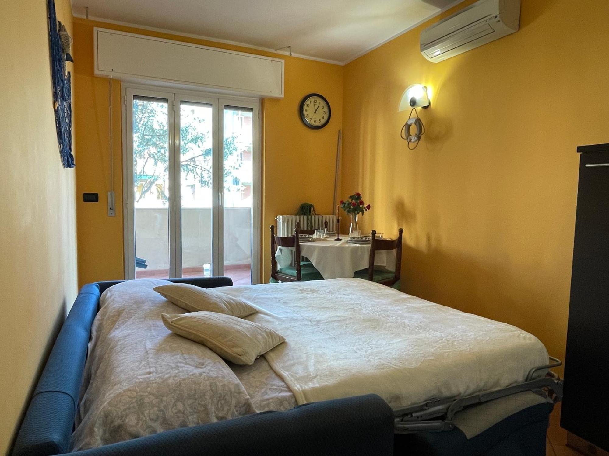 50 Metri Dal Mare - Free Parking E A/C Apartment Pietra Ligure Exterior photo