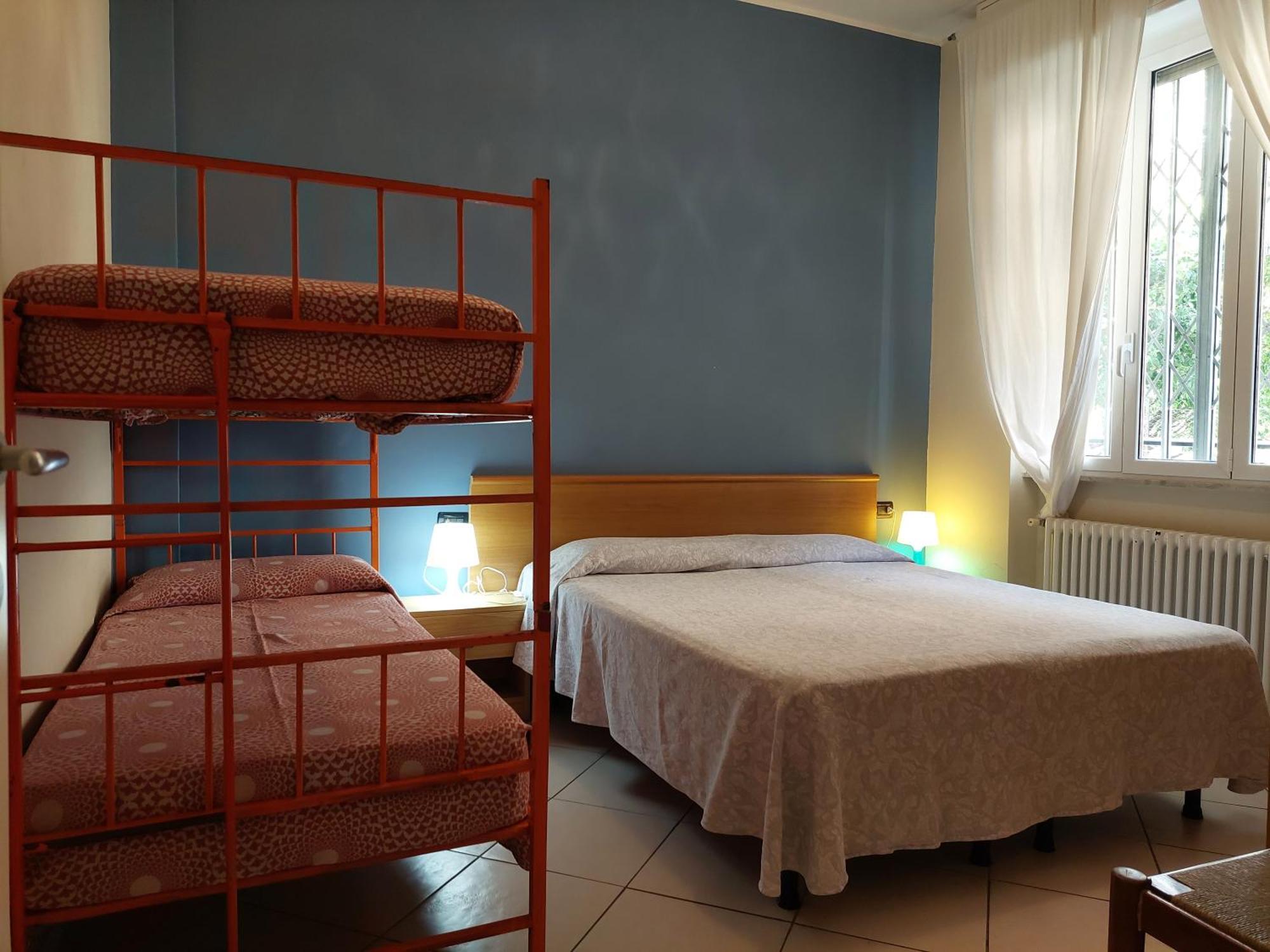 50 Metri Dal Mare - Free Parking E A/C Apartment Pietra Ligure Exterior photo
